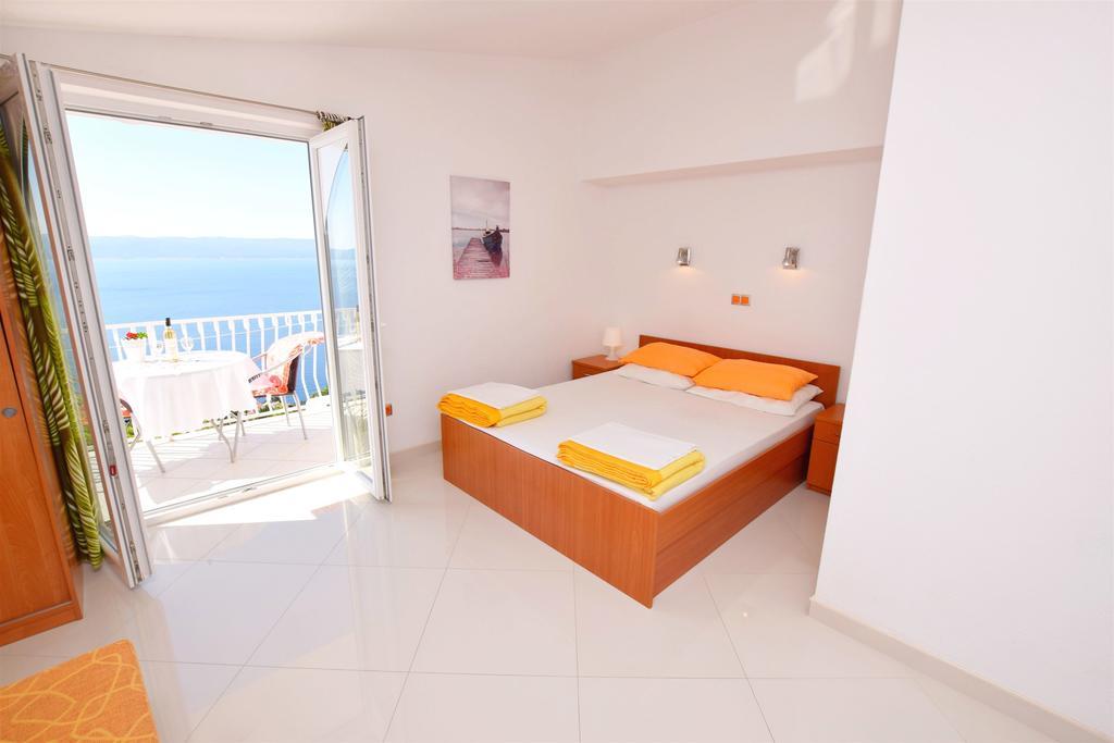 Apartments Dubravka Pisak Bagian luar foto